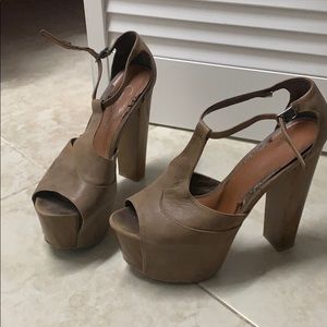 JESSICA SIMPSON chunky heels